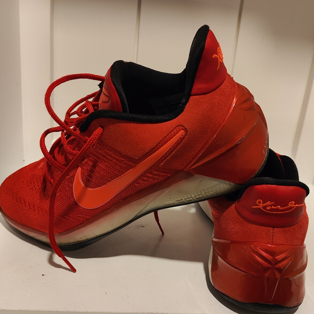 Rare Nike Kobe AD University Red Basketball Shoes Size 7.5 - Excellent Condition